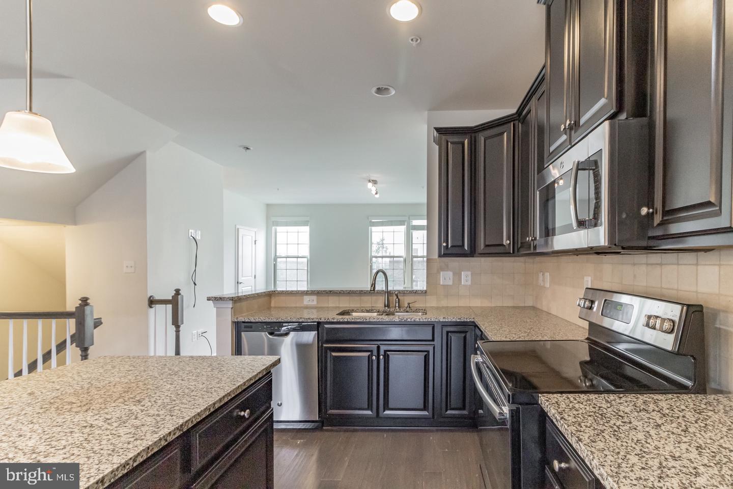 PARKSIDE - Residential