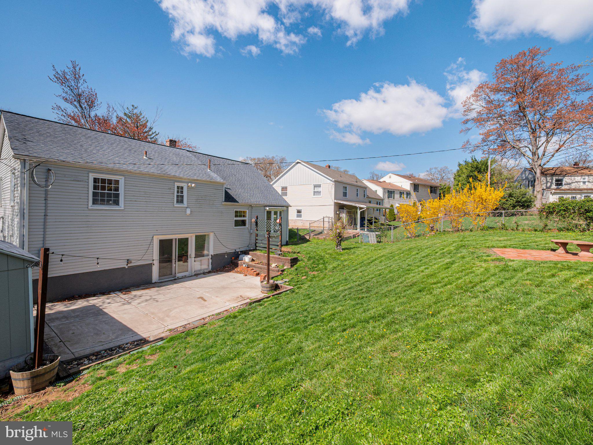 ABINGTON WOODS - Residential