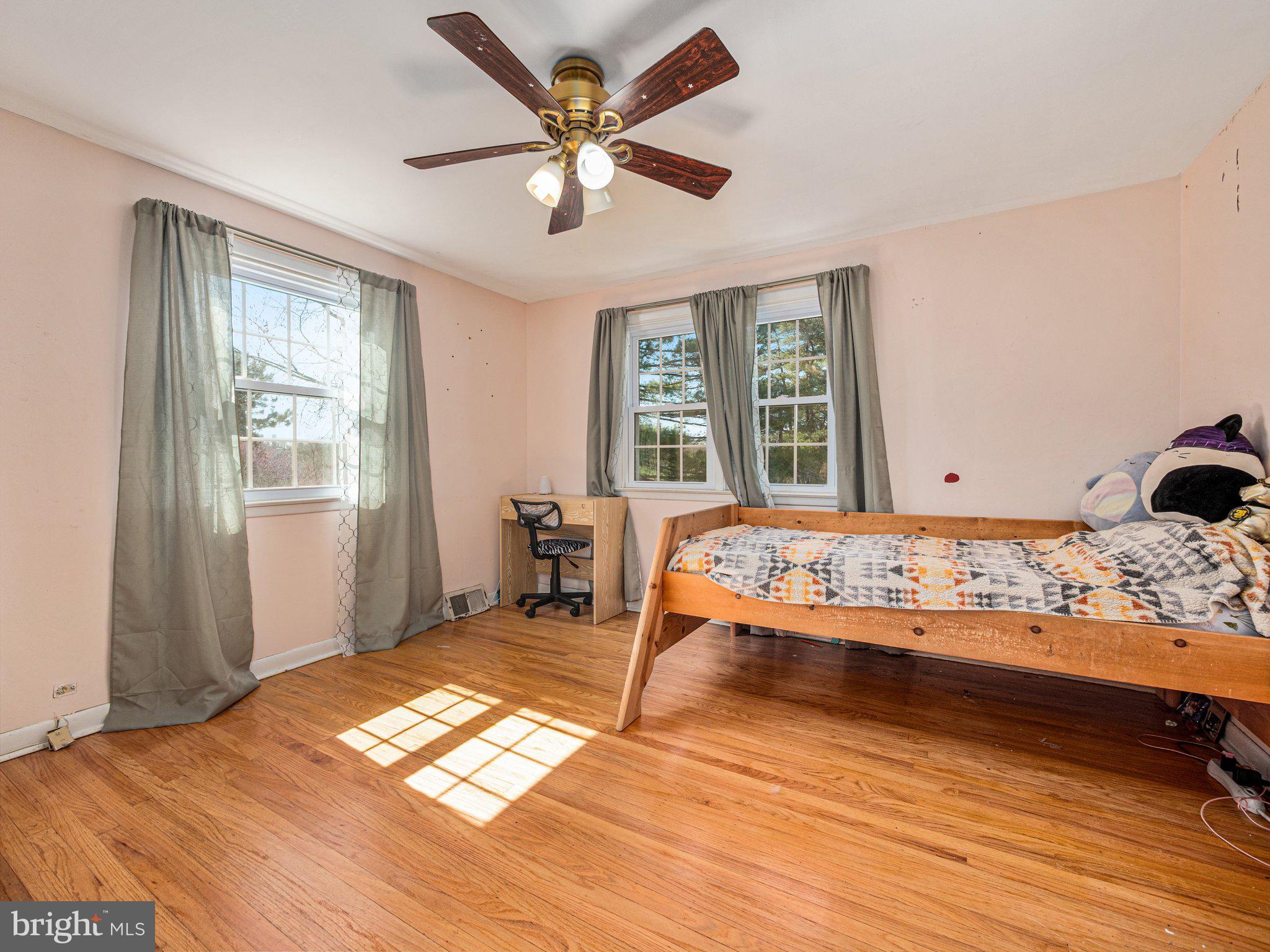 ABINGTON WOODS - Residential