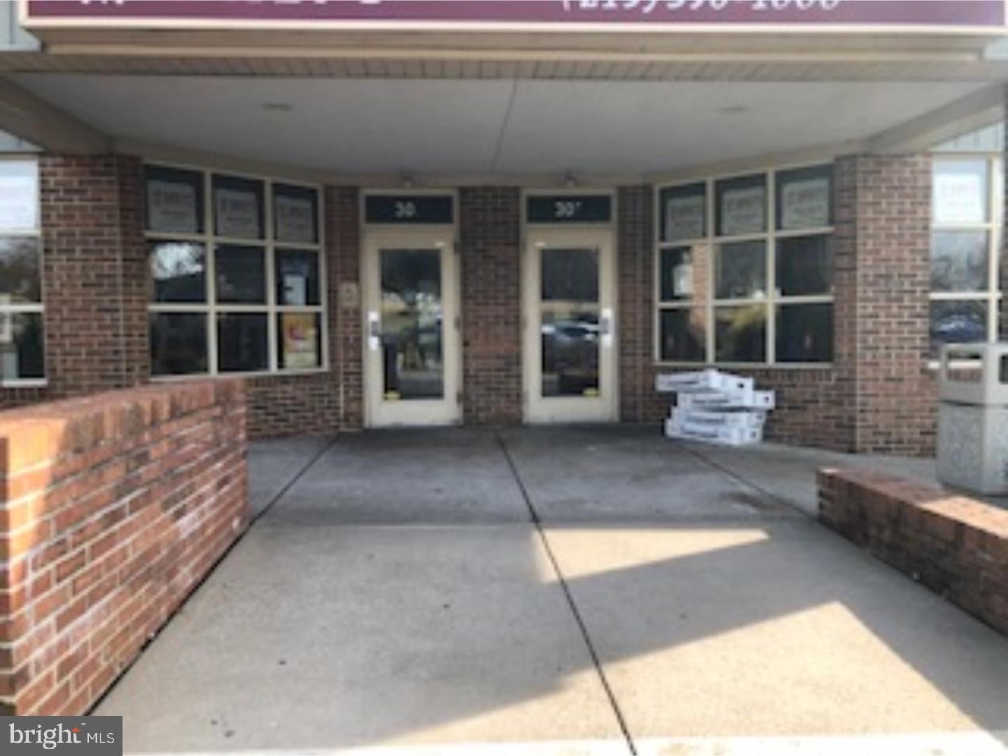 Business Only for Sale! Successful restaurant/pizzeria for sale in the heart of Bucks County. Included in sale of business is business name, equipment, fixtures and supplies! Please ask for a complete list of inclusions/exclusions. Seating for over 50 patrons! High traffic shopping center, great location! Looking for its new owner! New owner to negotiate new lease with landlord.