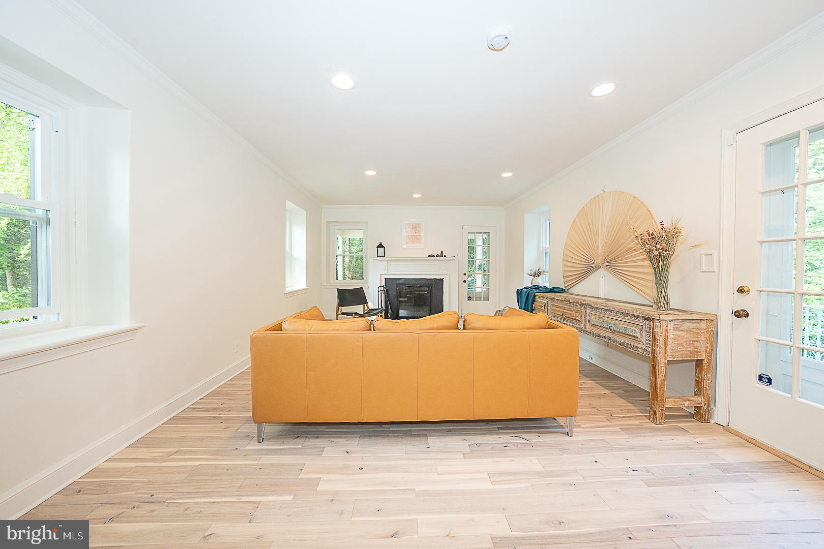 743 CLARENDON ROAD