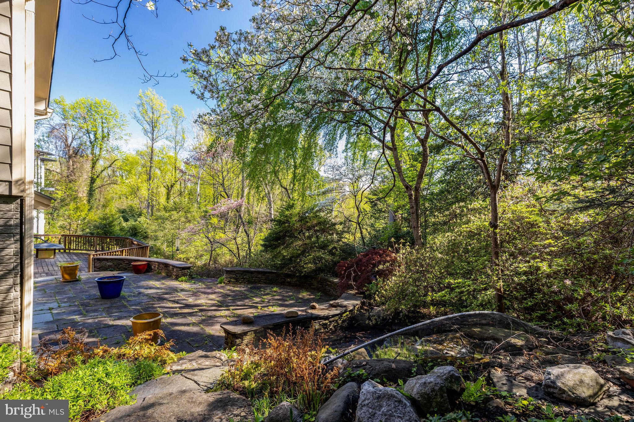 SALONA VILLAGE - Residential