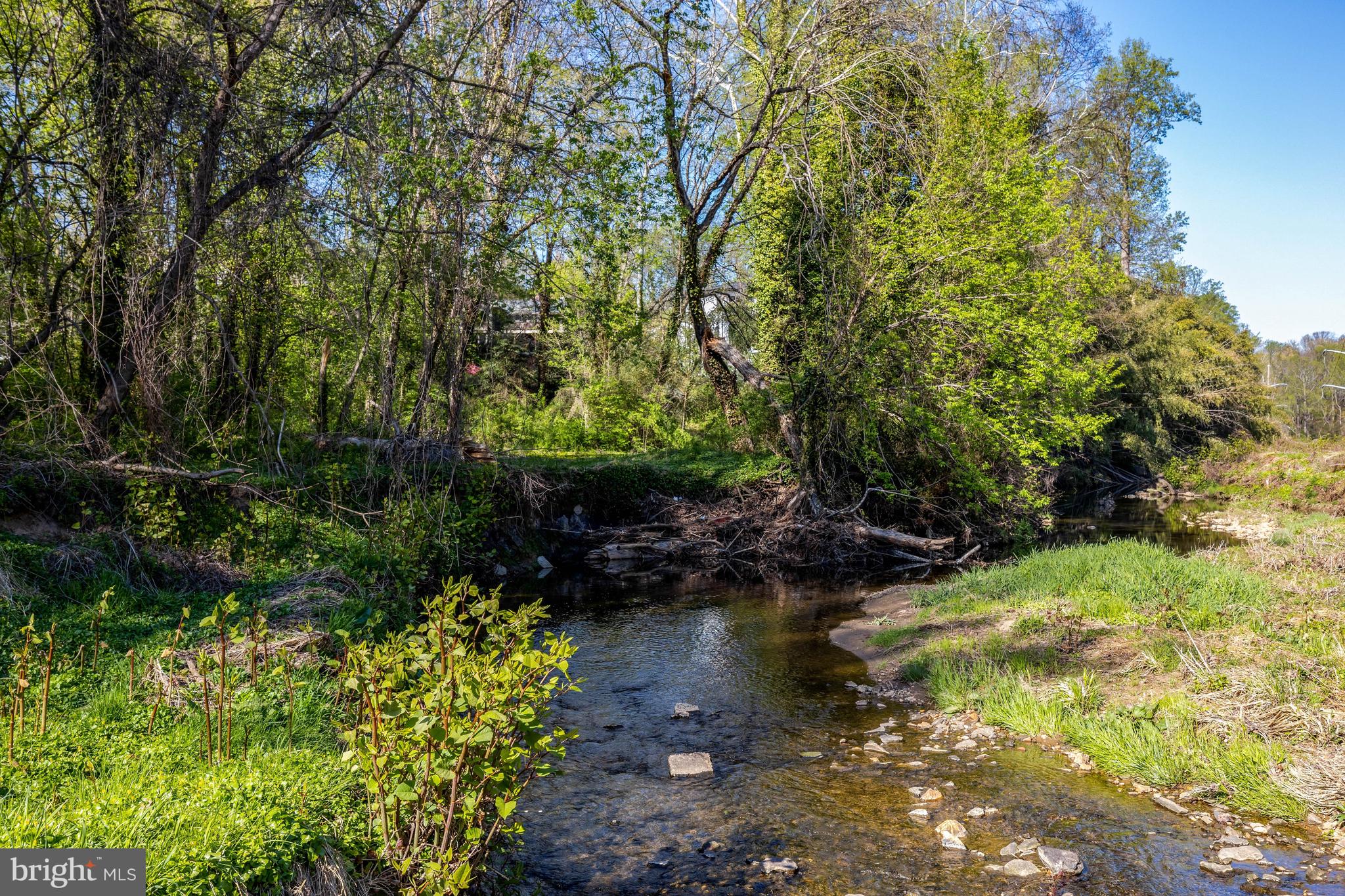 SALONA VILLAGE - Residential