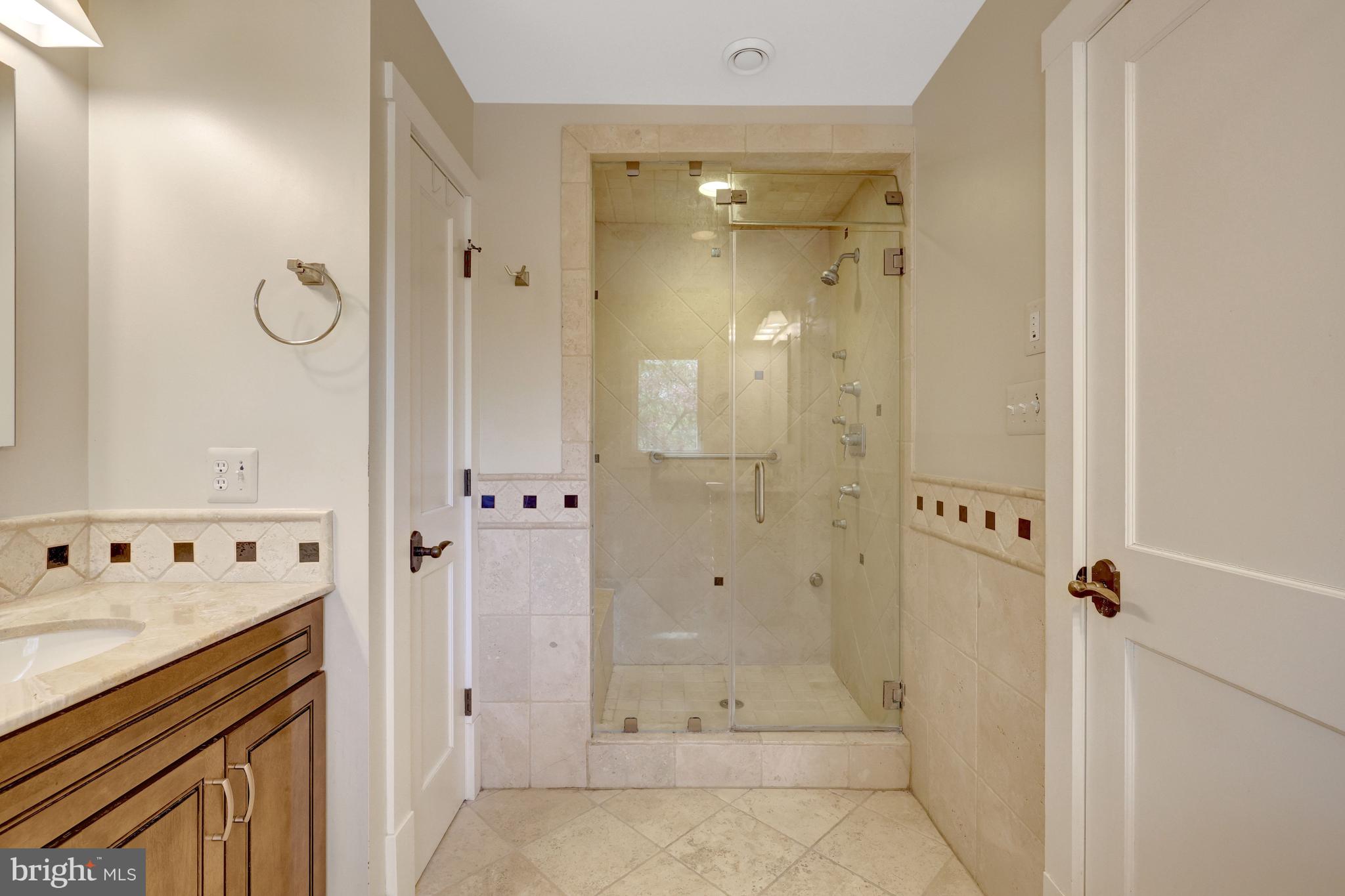 SALONA VILLAGE - Residential