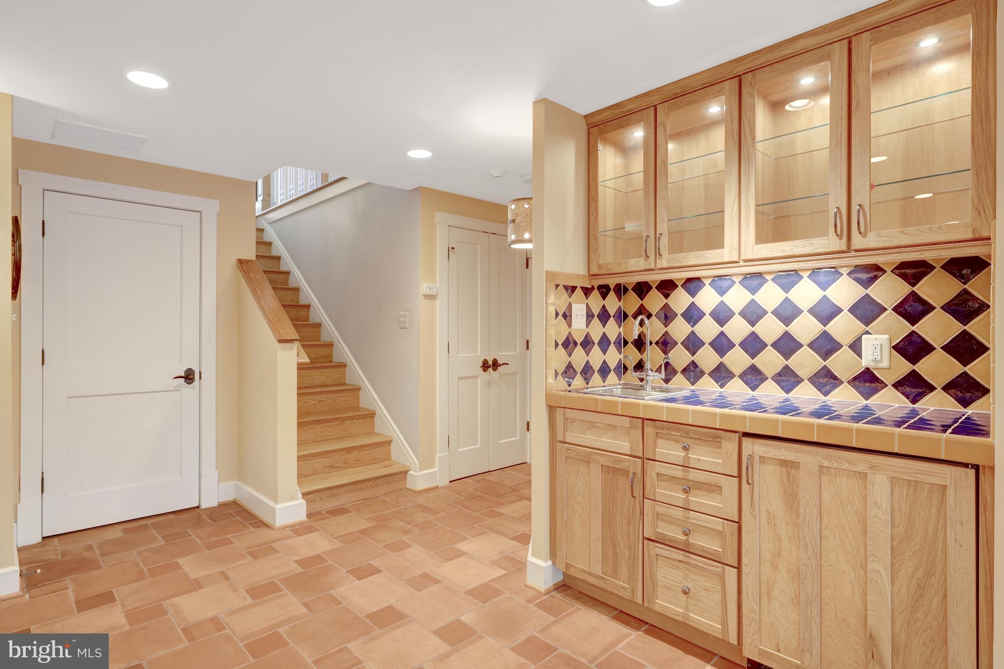 SALONA VILLAGE - Residential