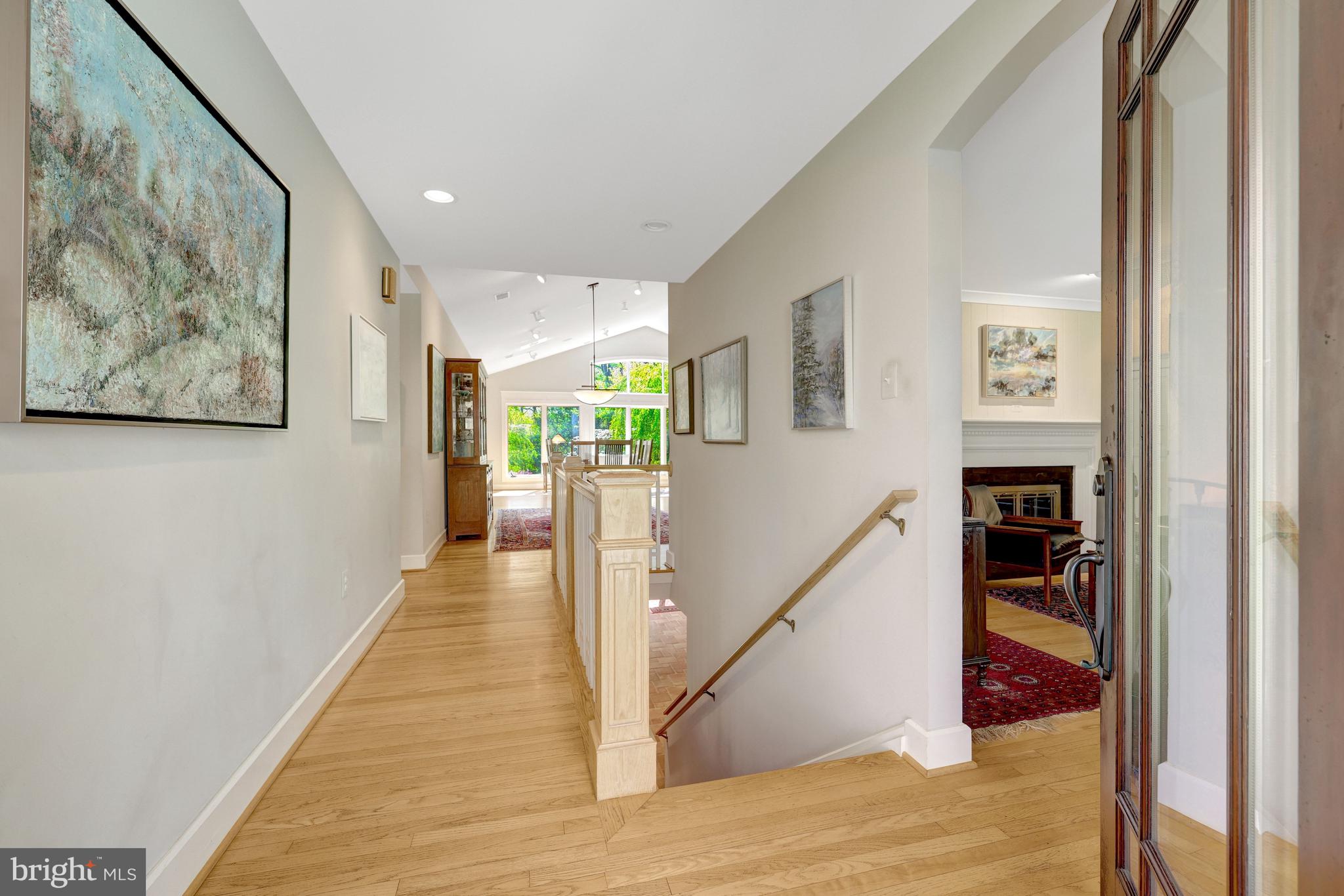 SALONA VILLAGE - Residential