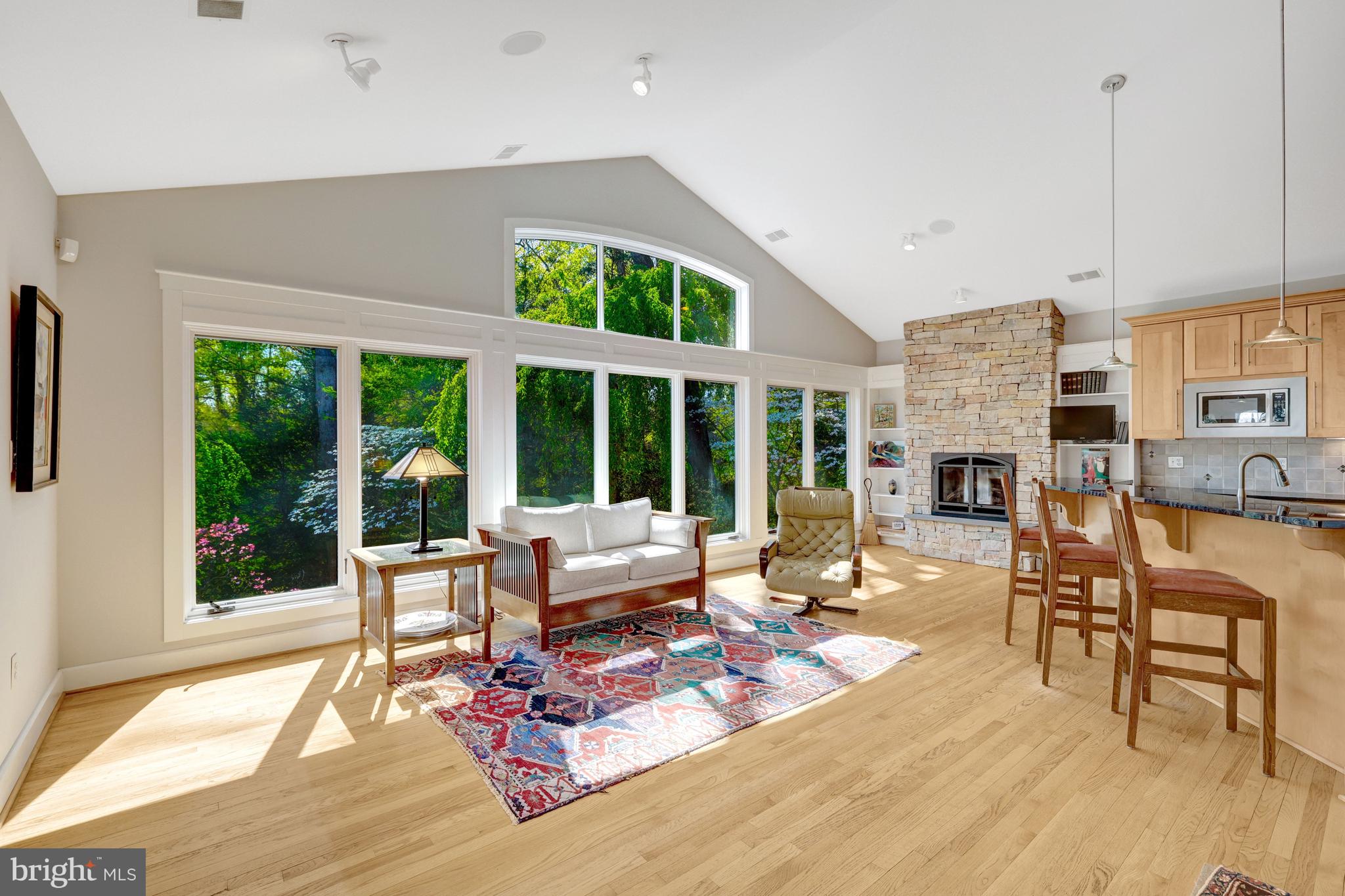 SALONA VILLAGE - Residential