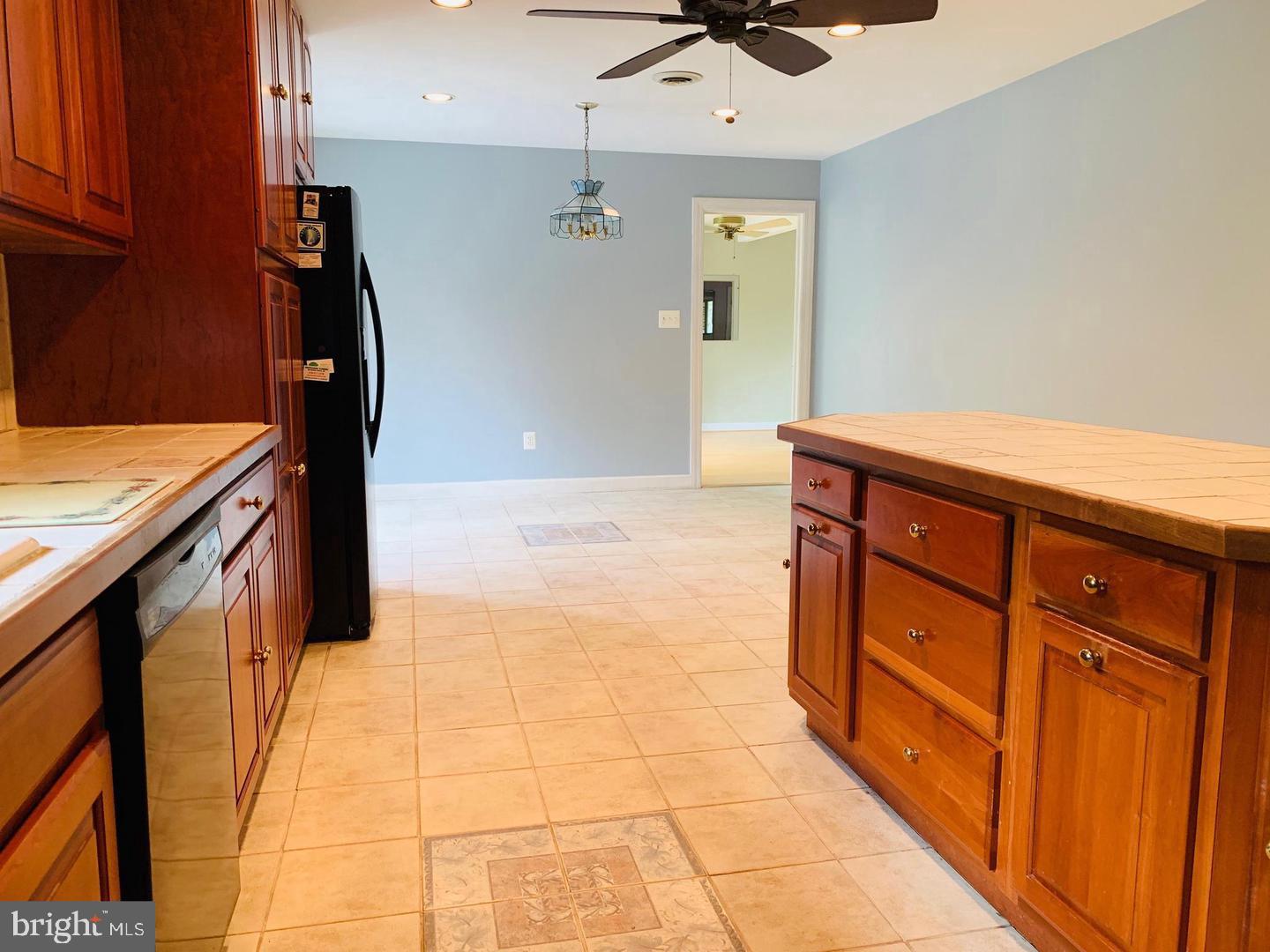 ALLENFORD - Residential Lease