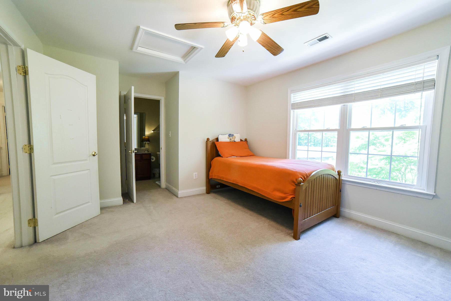 FOREST LAKE - Residential