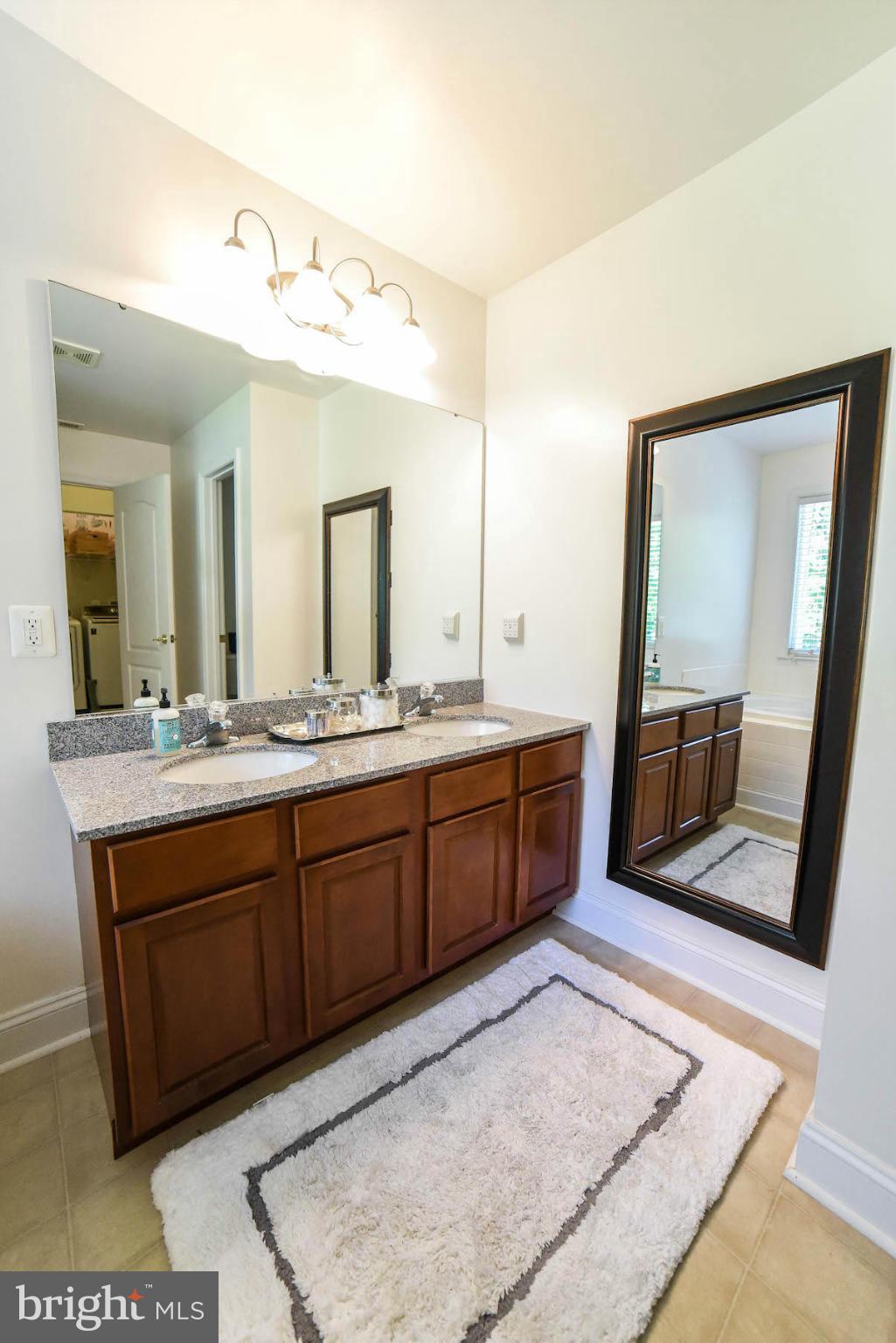 FOREST LAKE - Residential