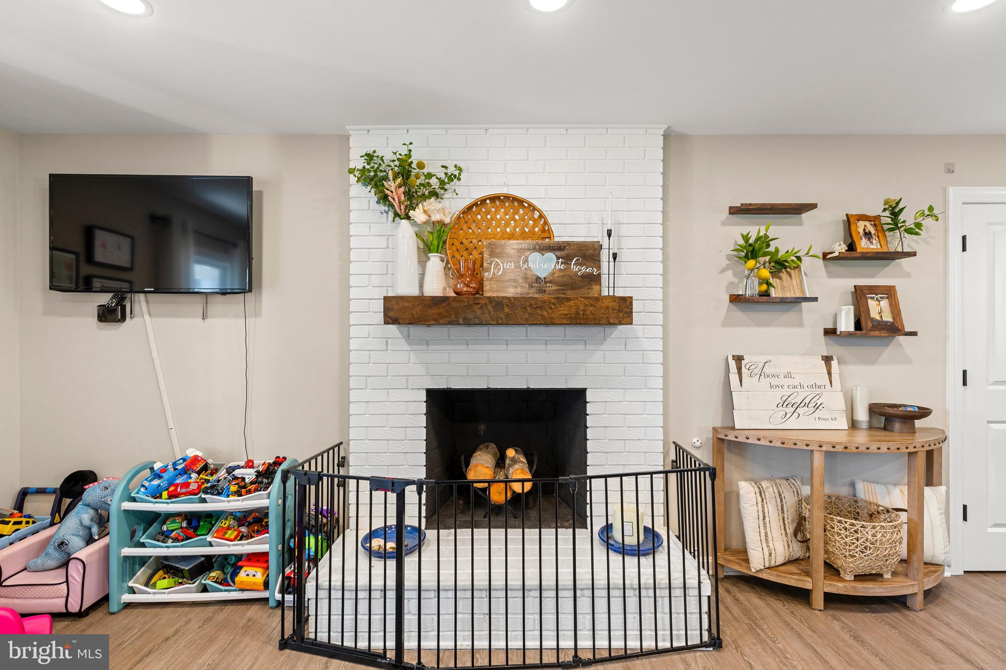 PARRAMORE - Residential