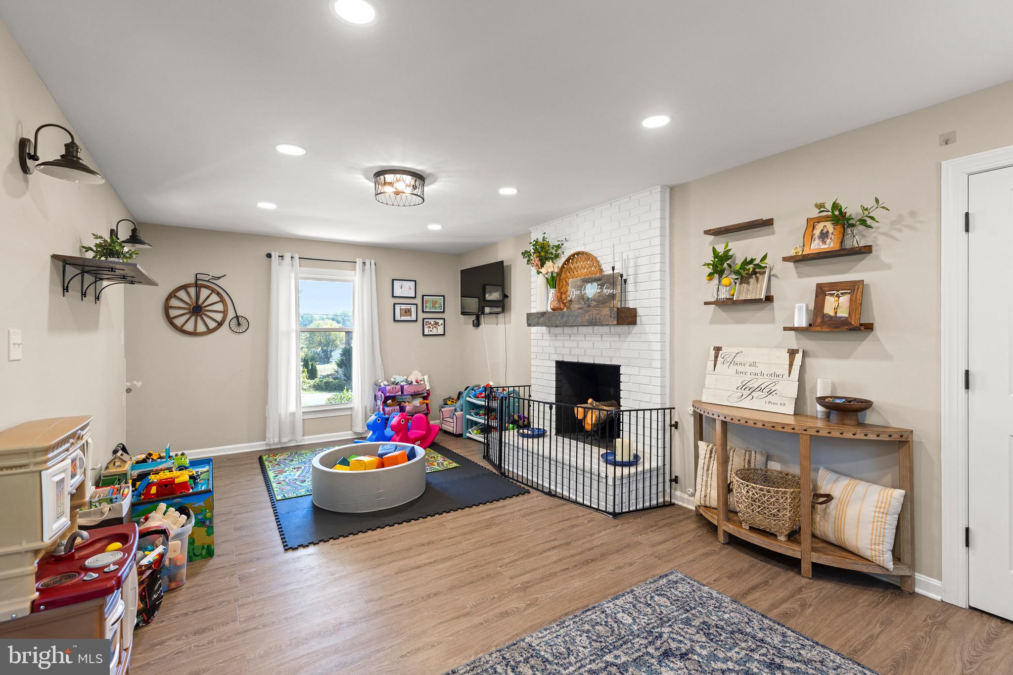 PARRAMORE - Residential