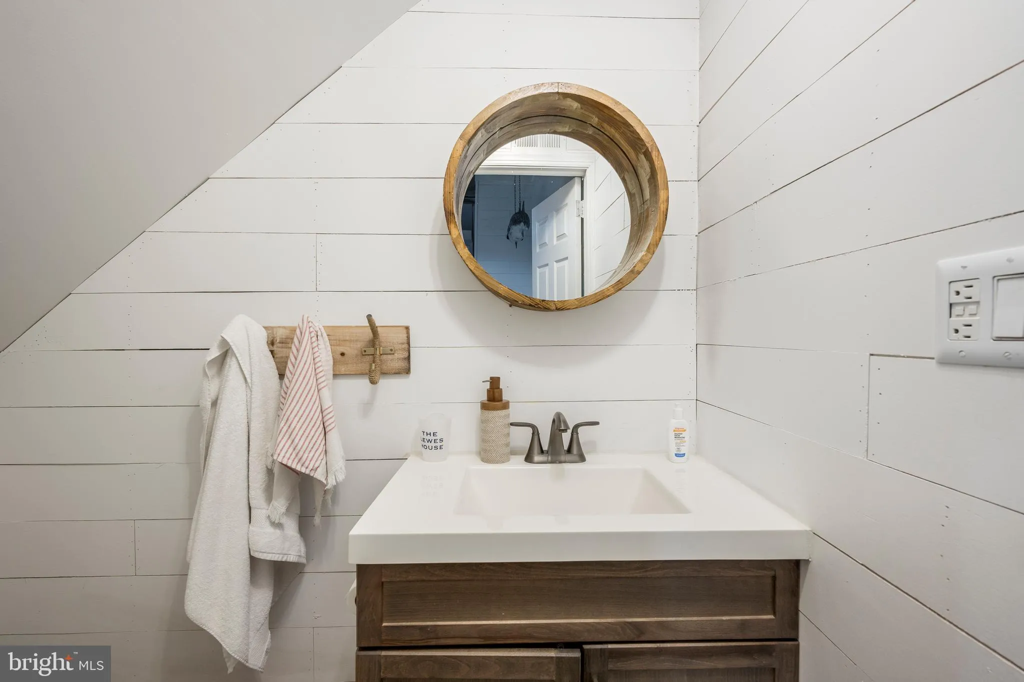 Lewes, Delaware 19958, United States, 4 Bedrooms Bedrooms, ,4 BathroomsBathrooms,Residential,Active,238940