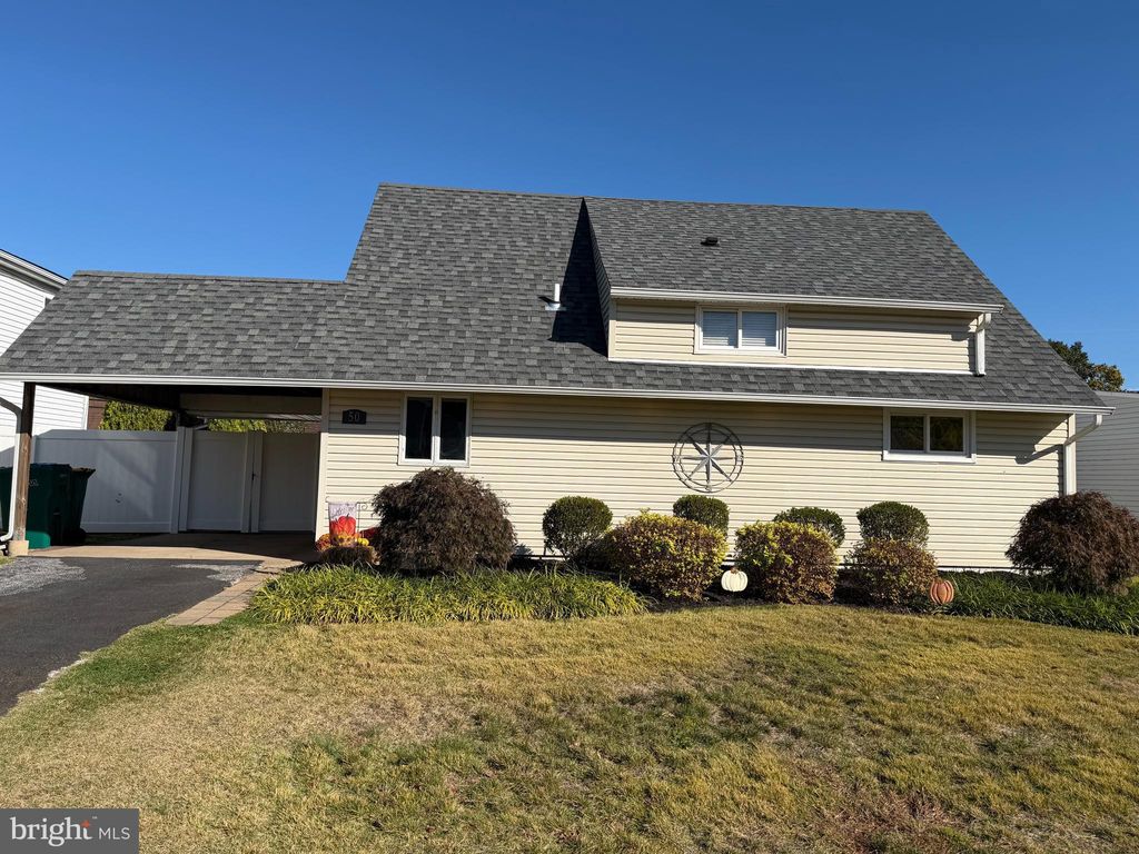 Photo of 50 Neptune Lane, LEVITTOWN, PA 19054 (MLS # PABU2108130)