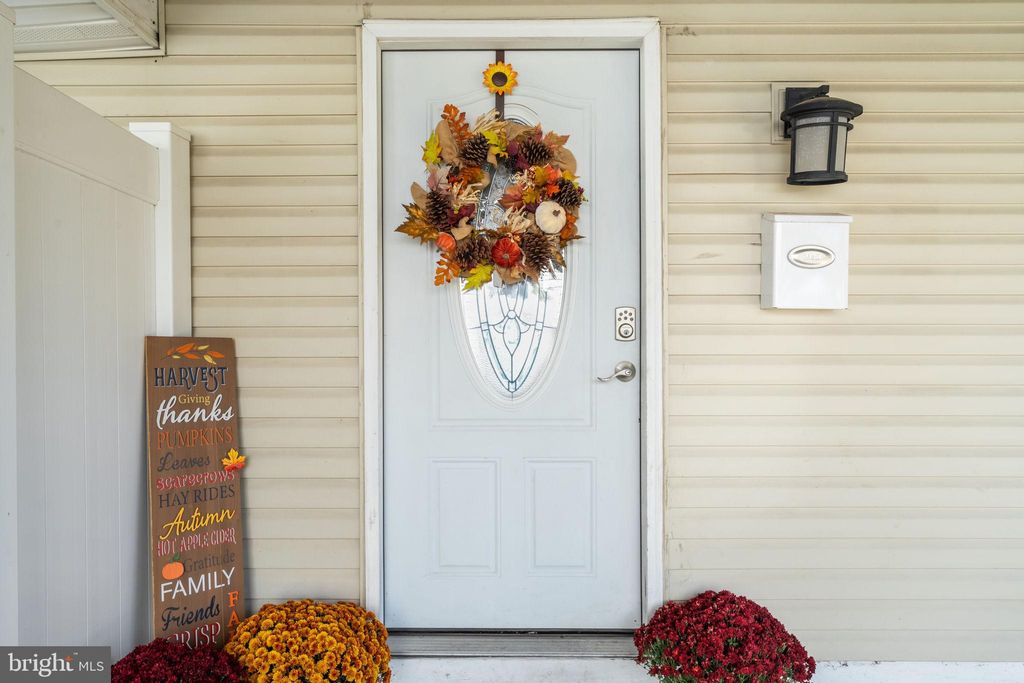 Photo of 50 Neptune Lane, LEVITTOWN, PA 19054 (MLS # PABU2108130)