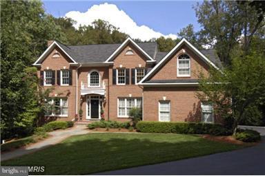 ST JOHNS WOODS - Residential Lease