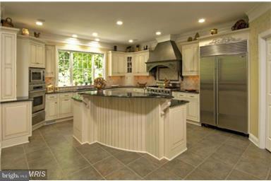 ST JOHNS WOODS - Residential Lease