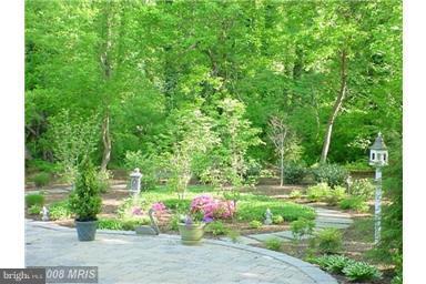 ST JOHNS WOODS - Residential Lease