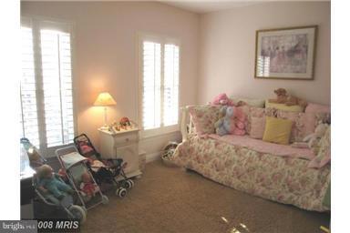 ST JOHNS WOODS - Residential Lease