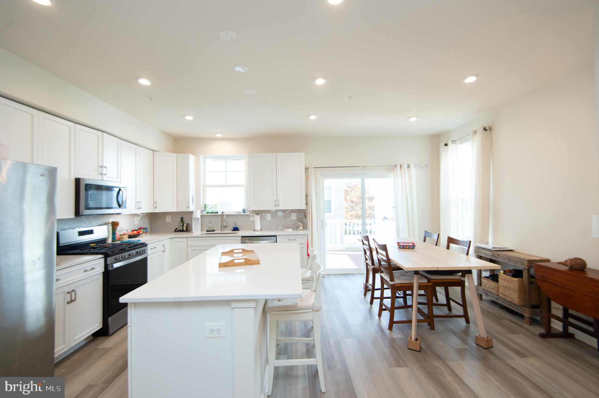 DEEP HARBOR - Residential