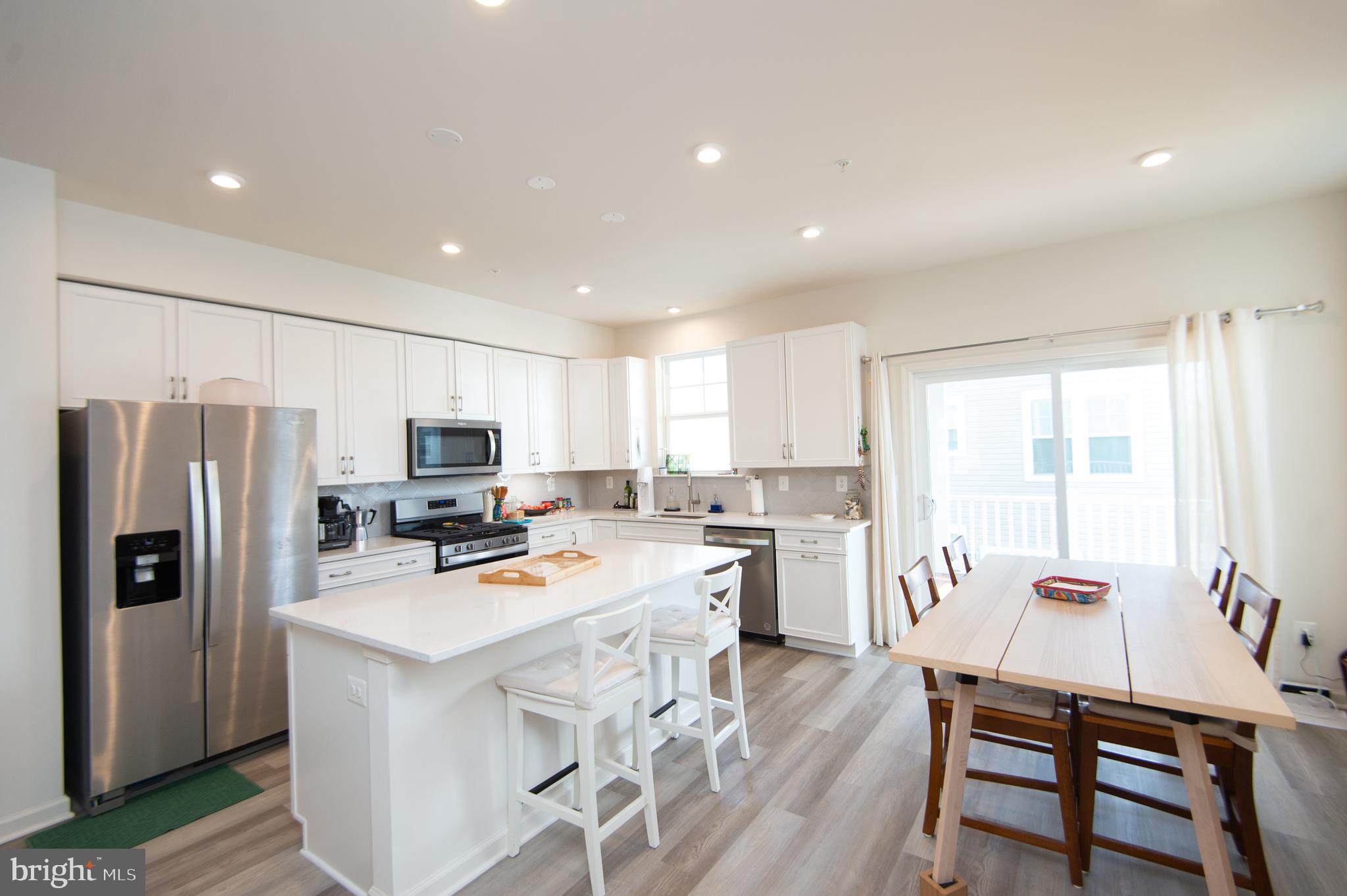 DEEP HARBOR - Residential