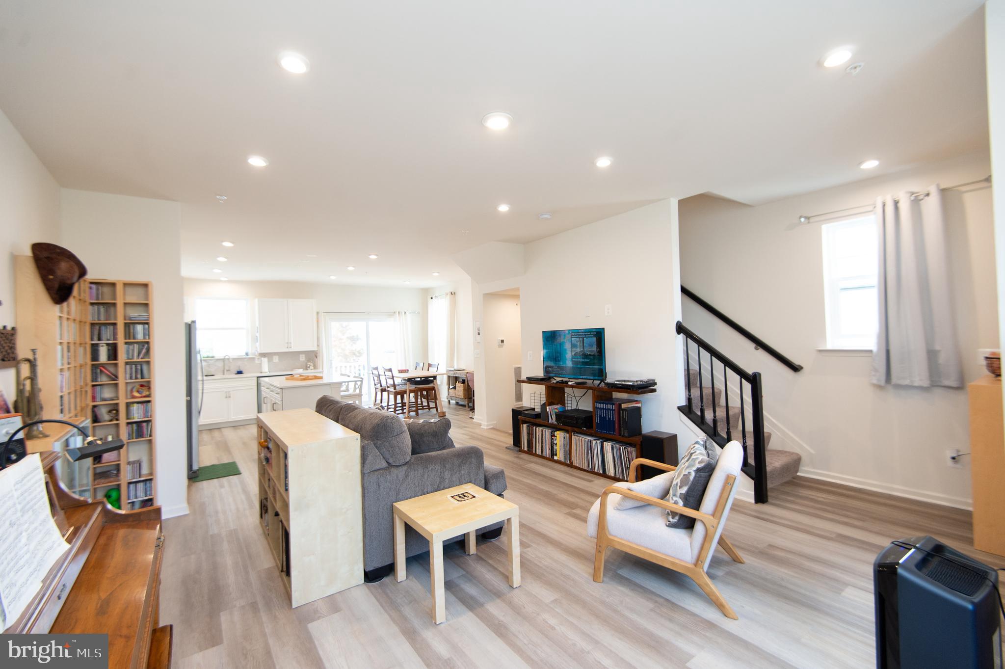 DEEP HARBOR - Residential