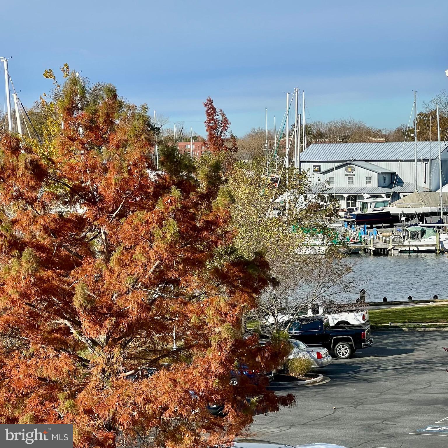 DEEP HARBOR - Residential