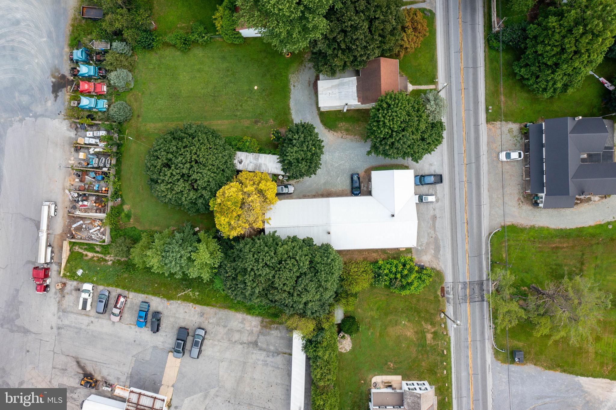 1751 KIRKWOOD PIKE