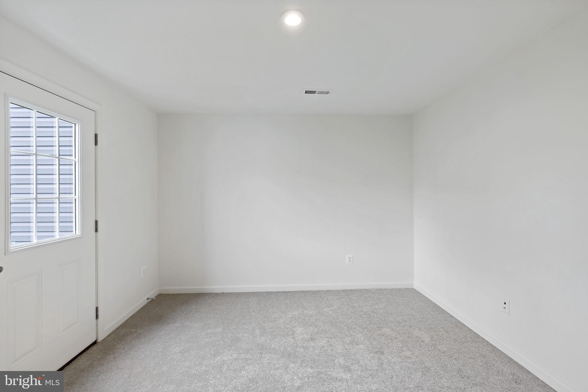 OVERLOOK AT RIVERSIDE TOWNHOMES - Residential