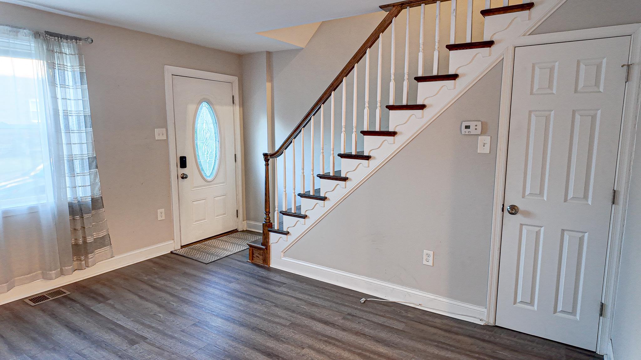 386 FAIRWAY TERRACE