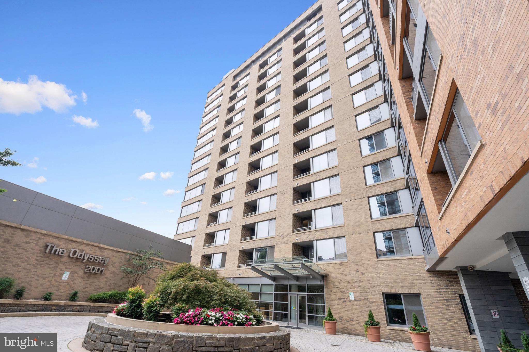 2001 15TH STREET N 306