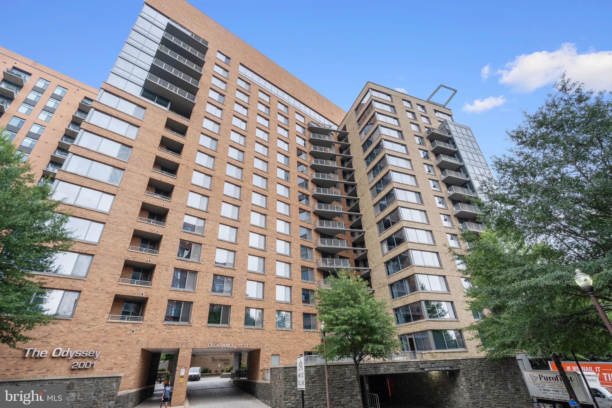 2001 15TH STREET N 306