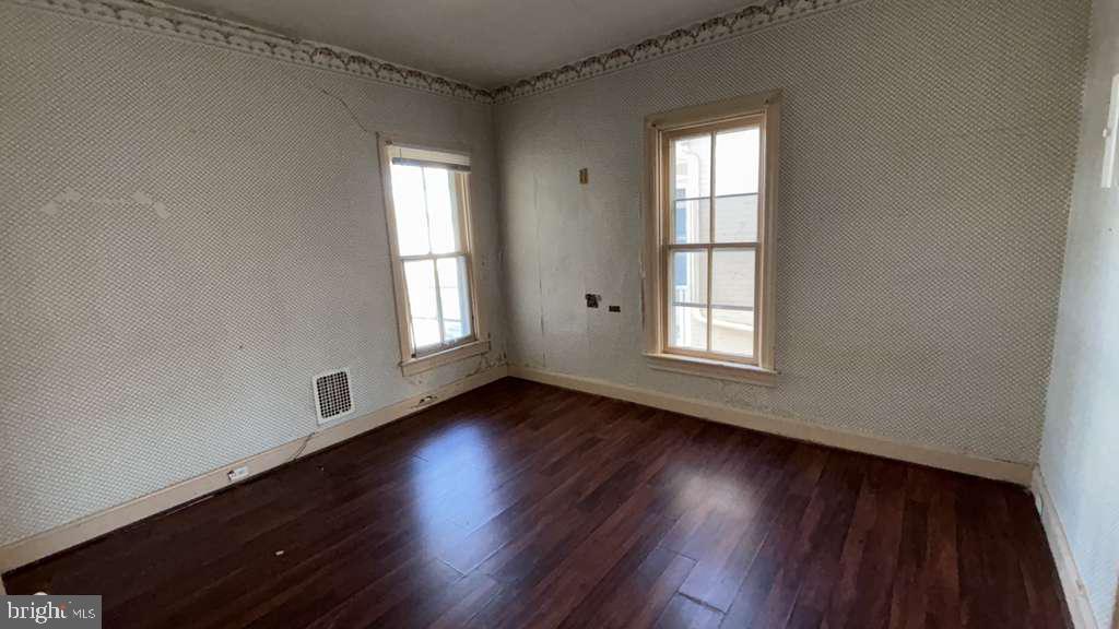 DOWNTOWN HAGERSTOWN - Residential