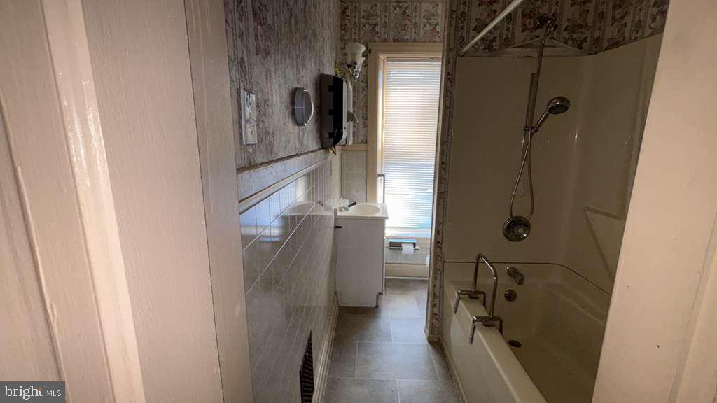 DOWNTOWN HAGERSTOWN - Residential