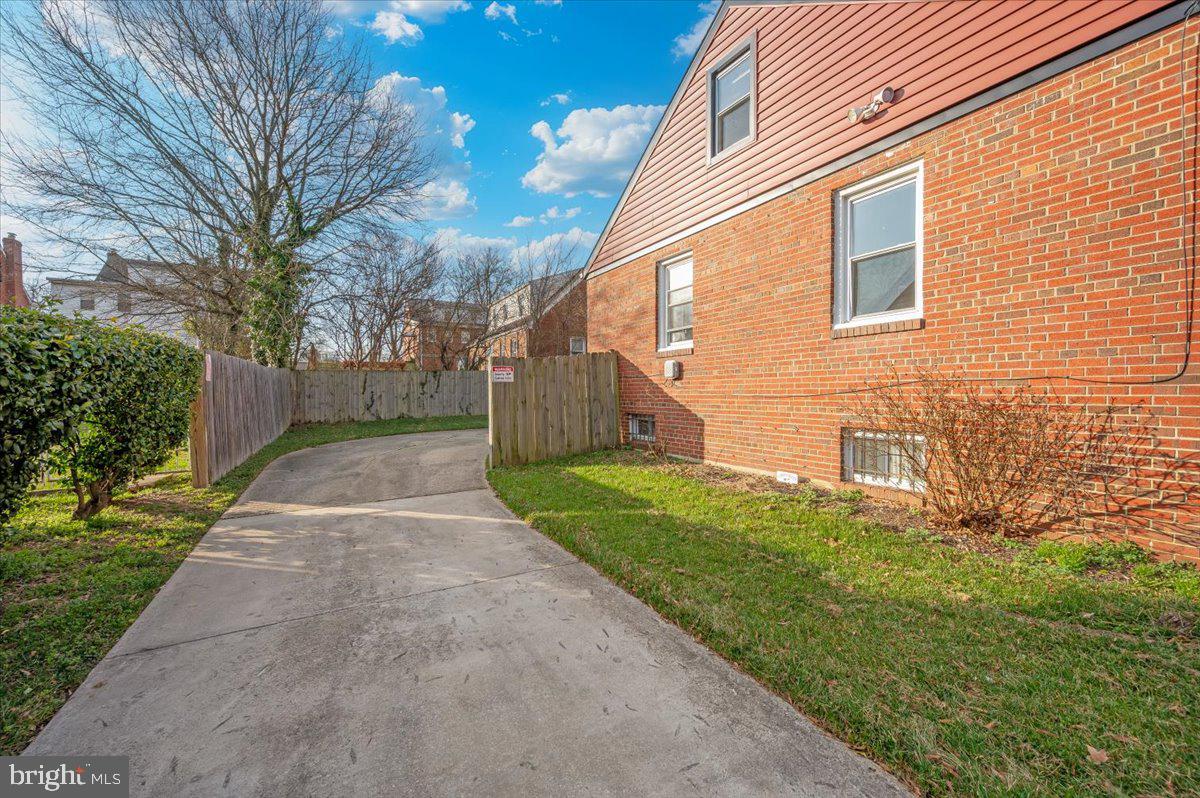 DISTRICT HEIGHTS - Residential