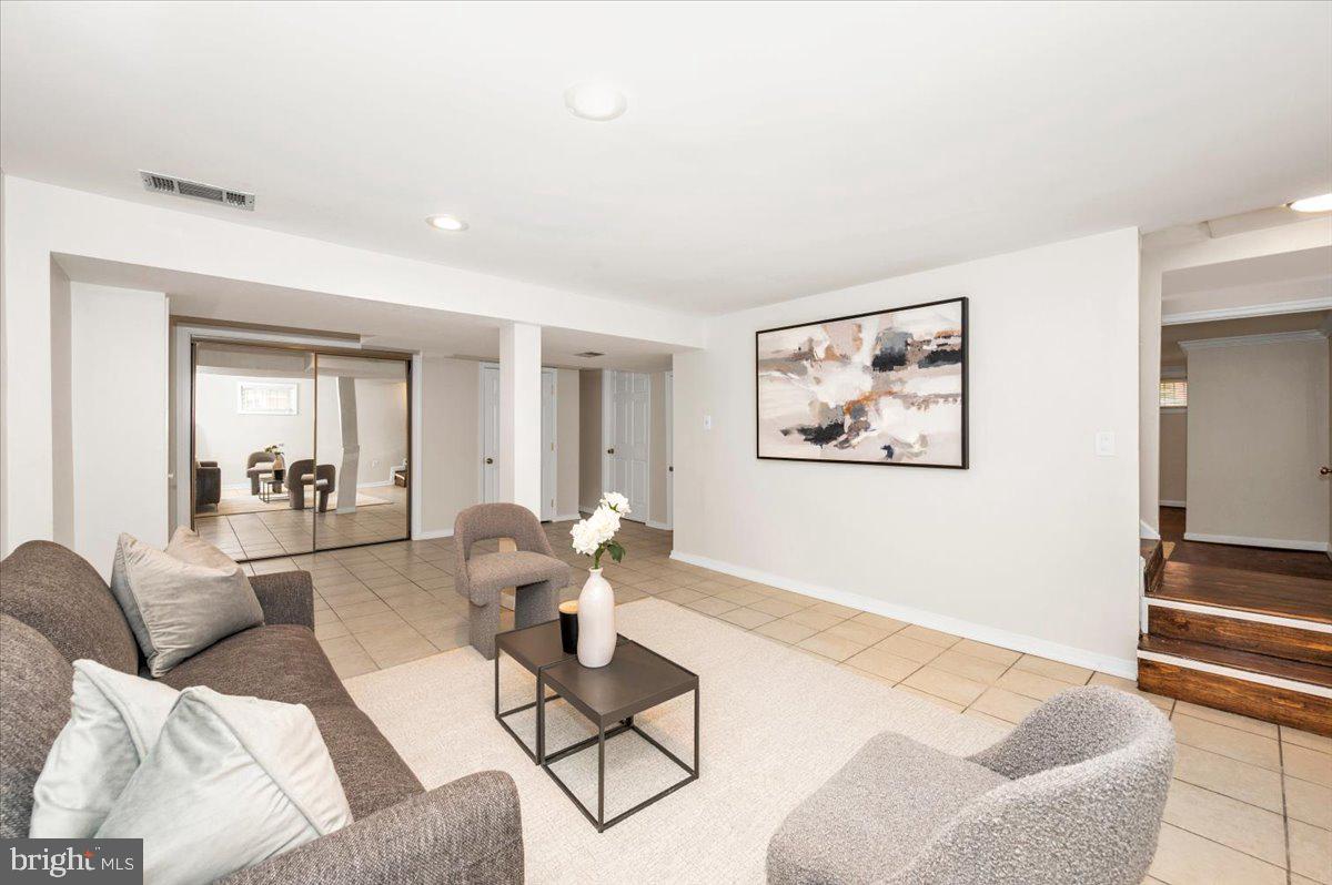 DISTRICT HEIGHTS - Residential