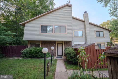 Townhouse For Sale - 10699 Spring Oak Court<br/> BURKE, VA 22015