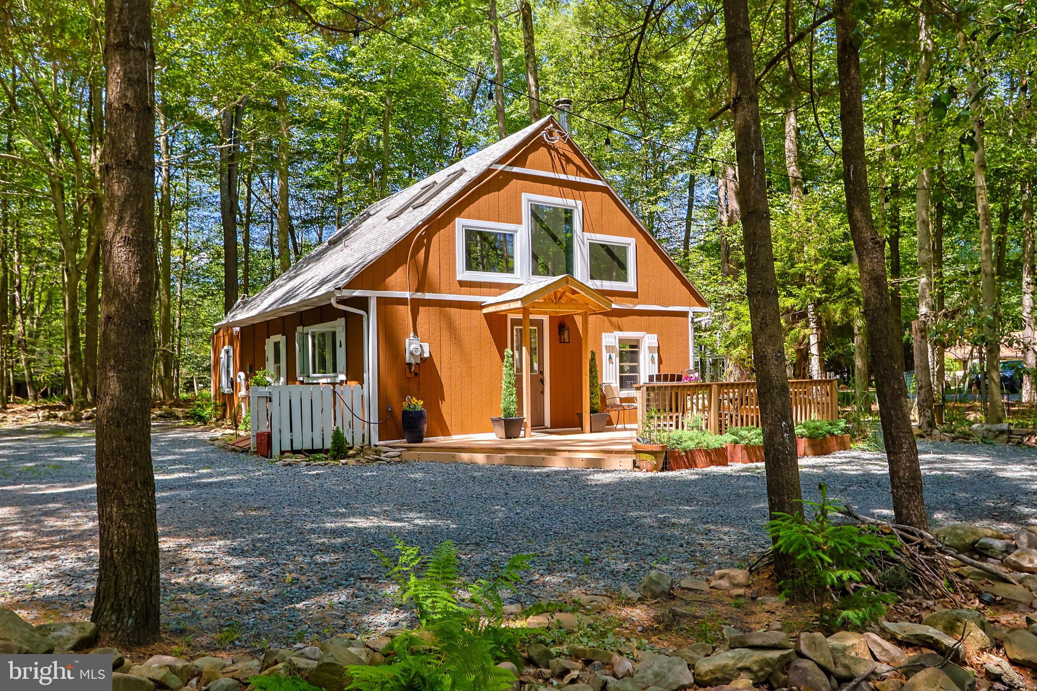 STILLWATER LAKE EST - Residential