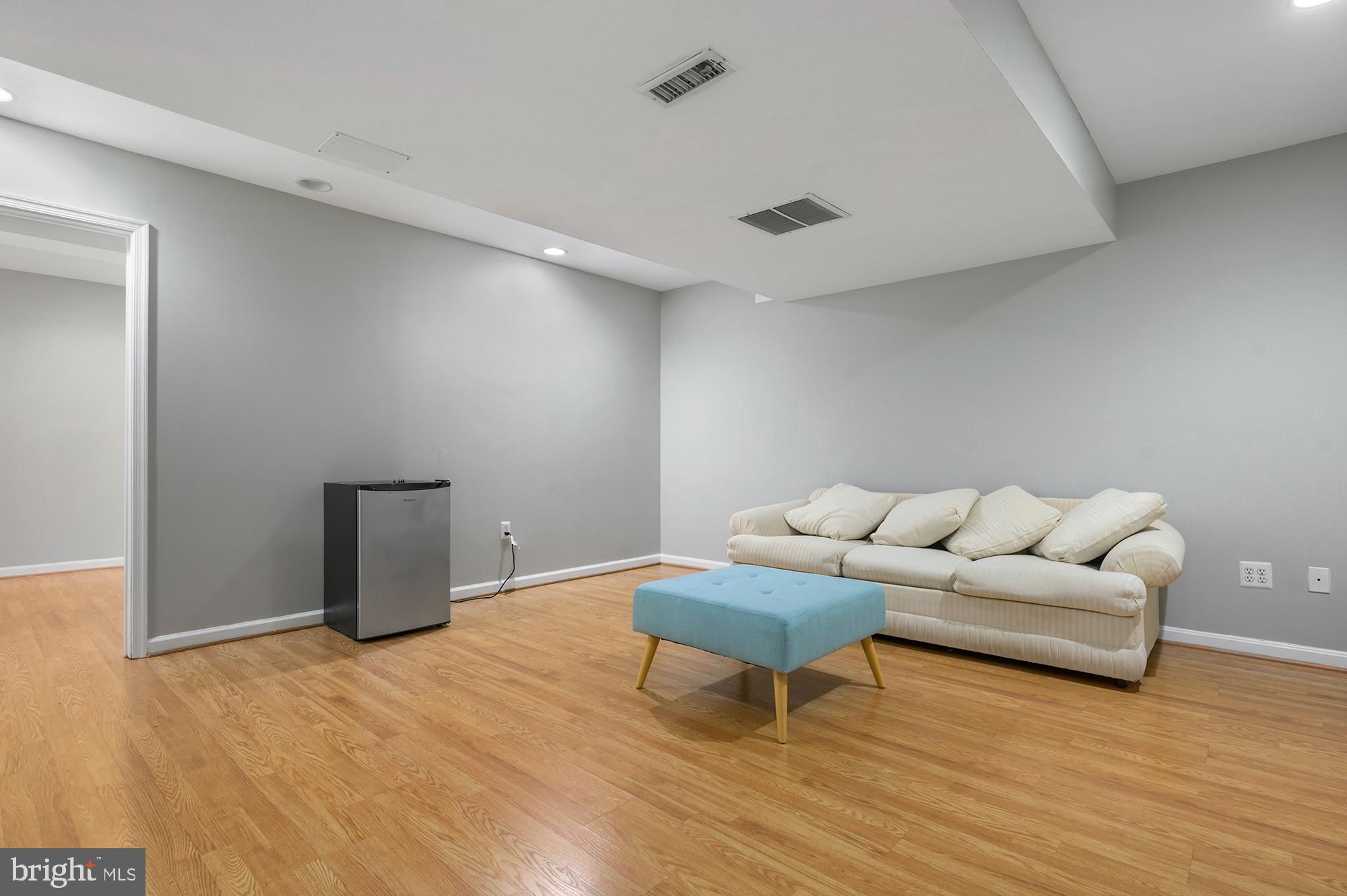 VELVET HILLS SOUTH - Residential