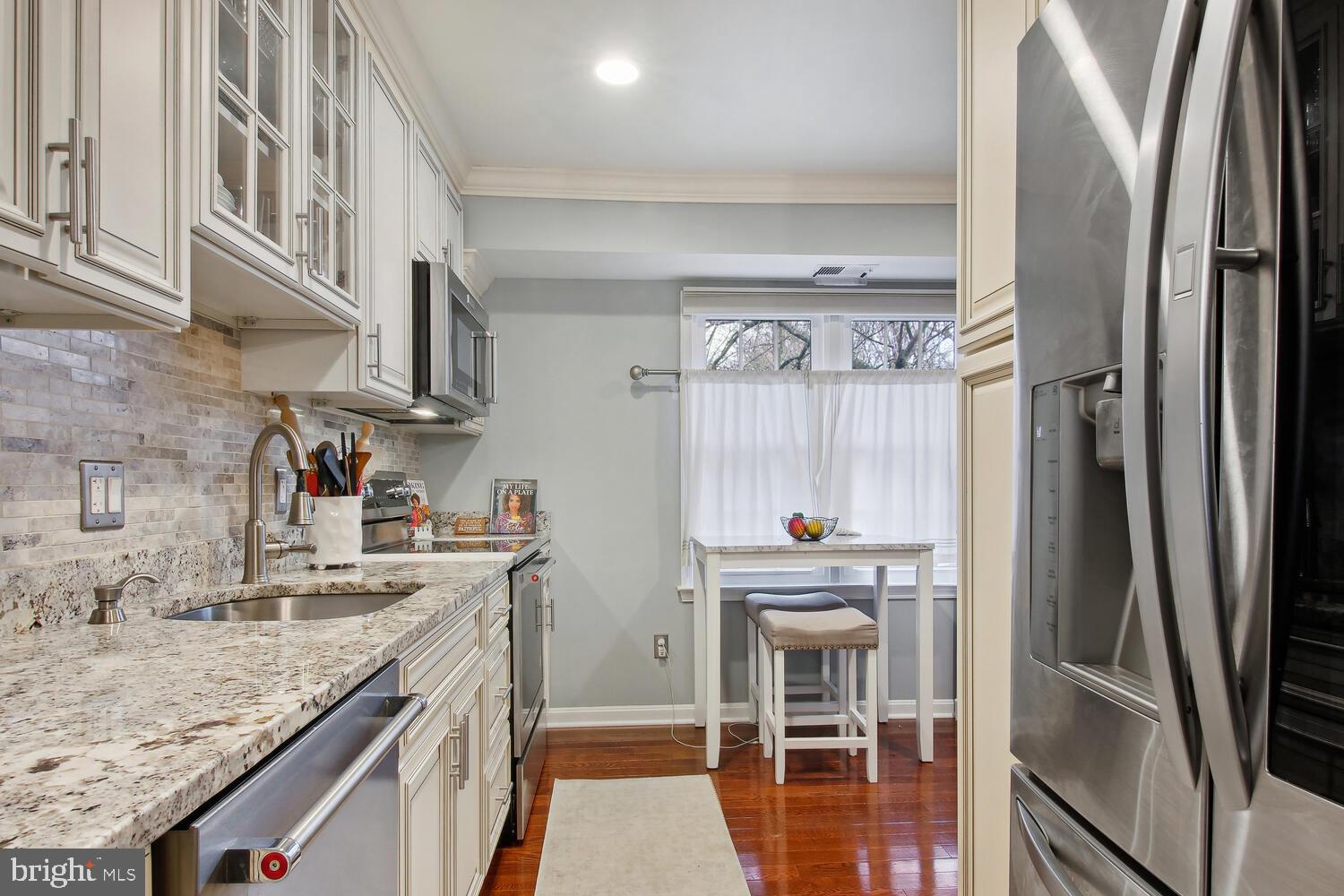 KEENE MILL WOODS - Residential Lease