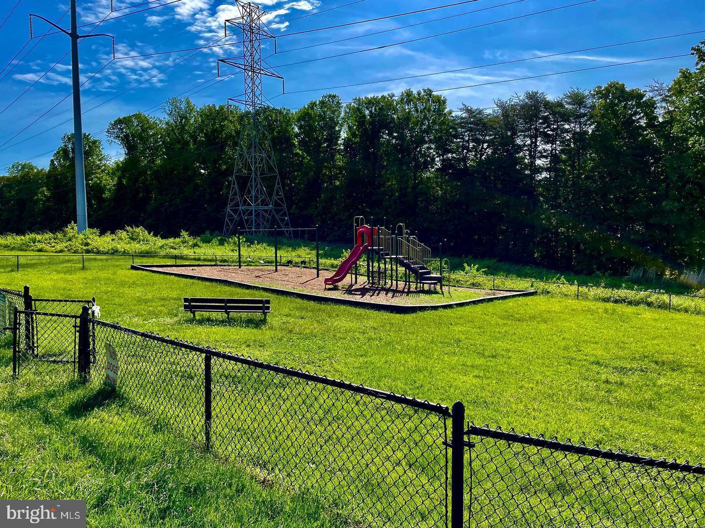 KEENE MILL WOODS - Residential Lease