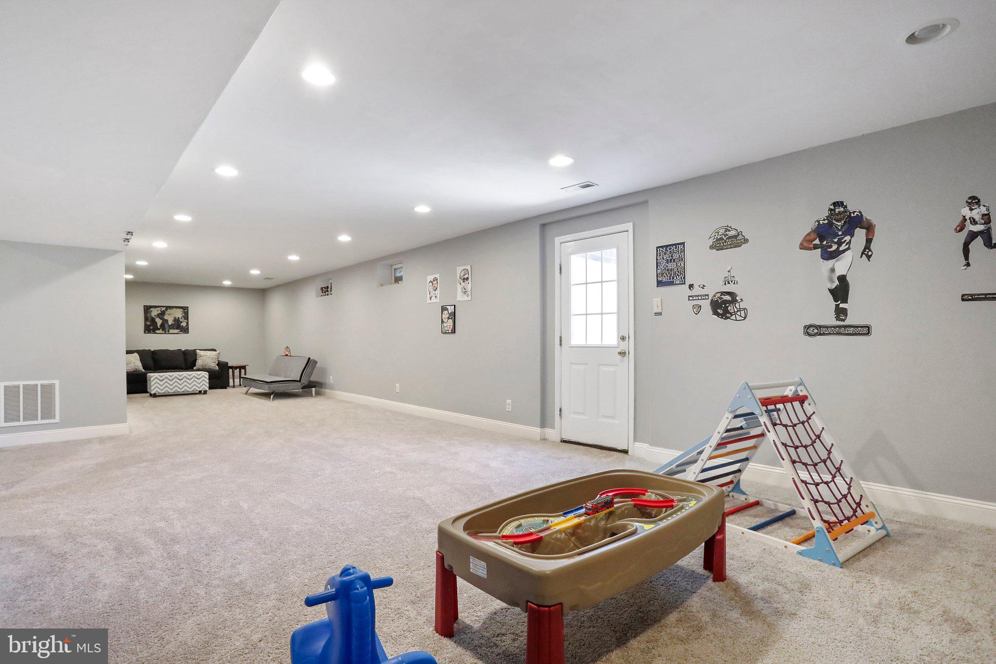 WESTFIELDS - Residential