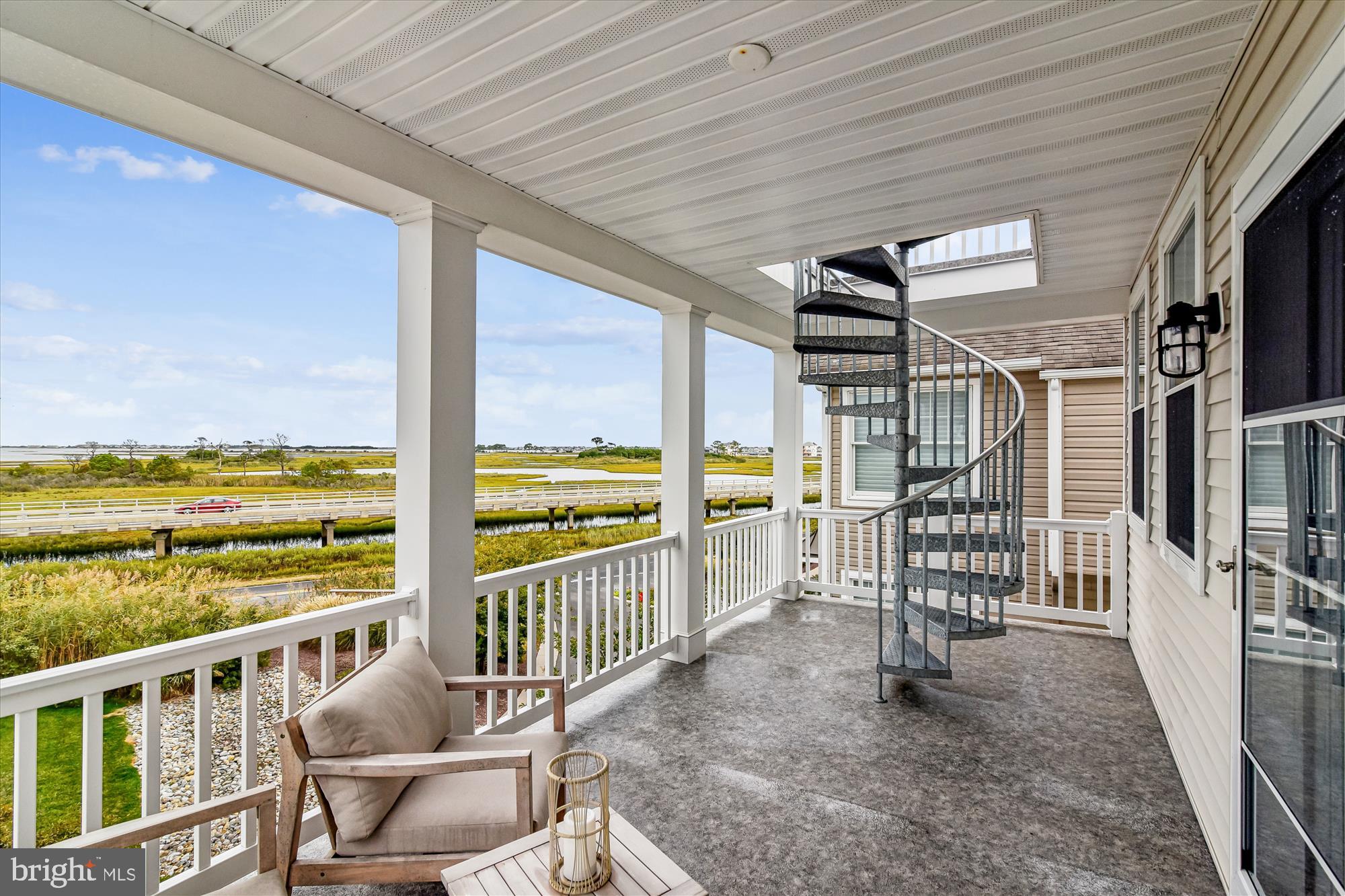 VERANDAH BAY - Residential