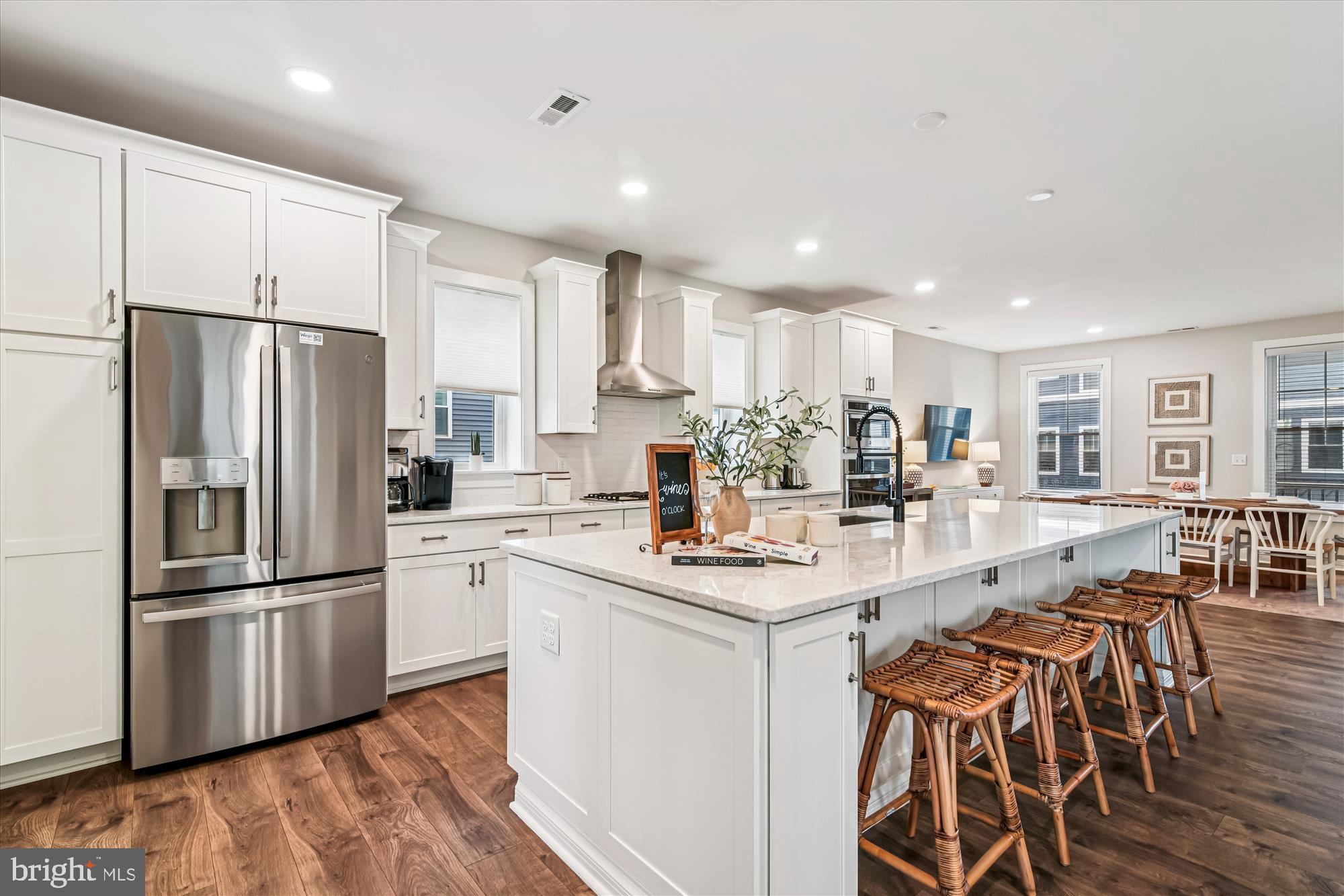 VERANDAH BAY - Residential