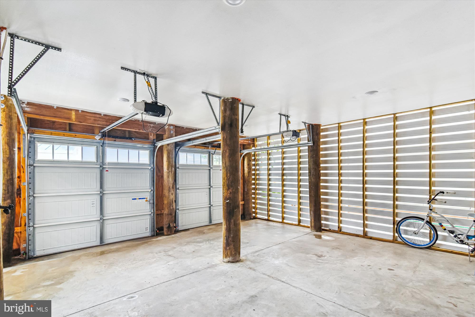 VERANDAH BAY - Residential