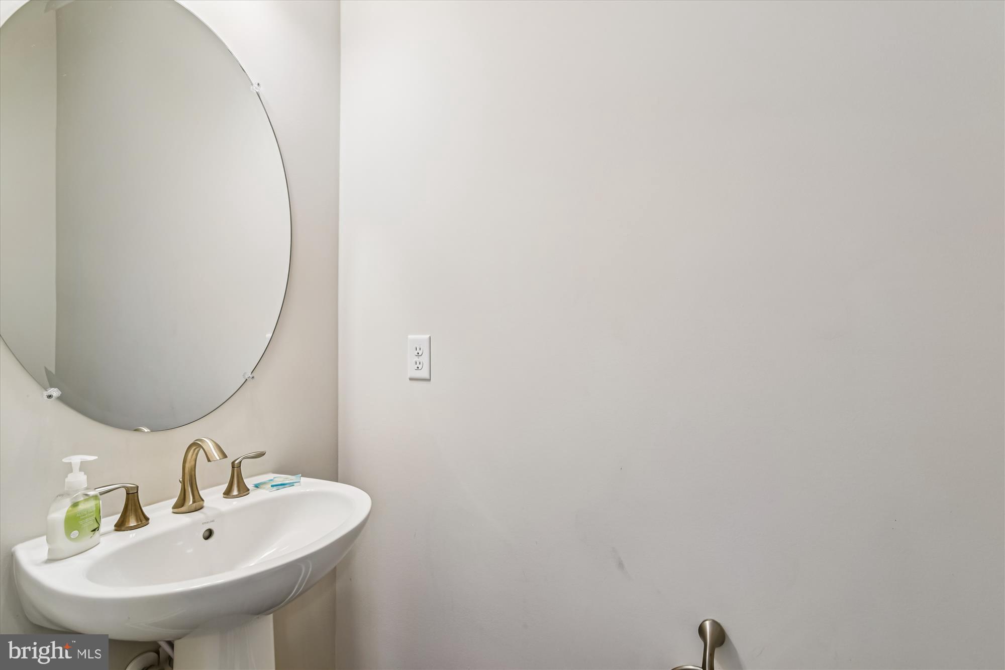 VERANDAH BAY - Residential