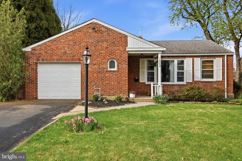 Photo of 1002 Edann Road, ORELAND, PA 19075 (MLS # PAMC2175746)