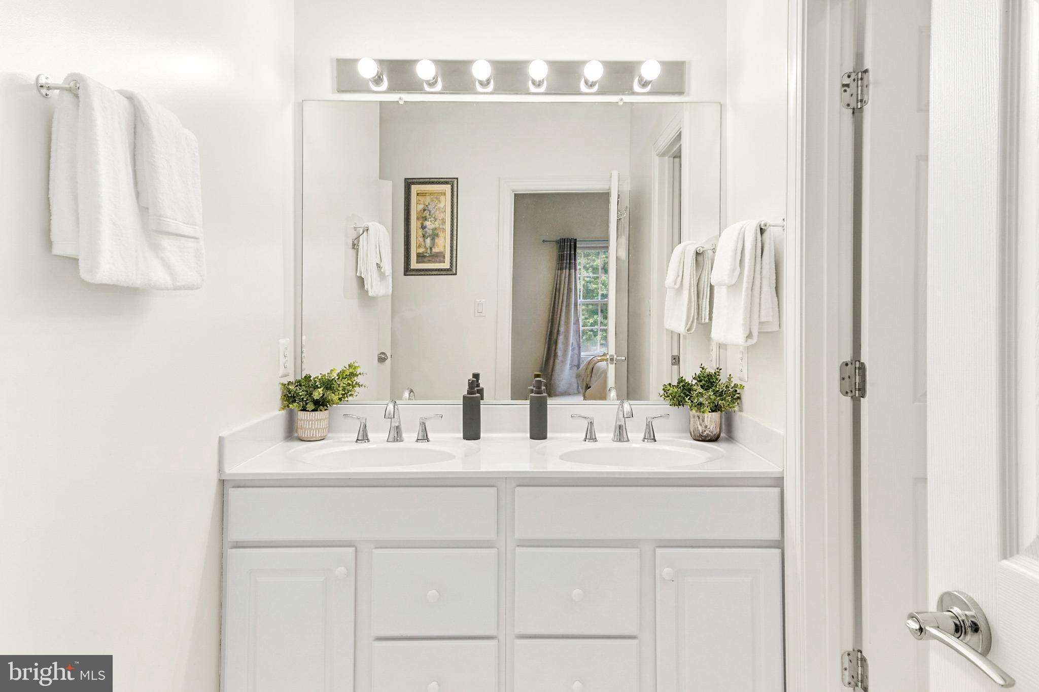 SENECA SPRINGS - Residential