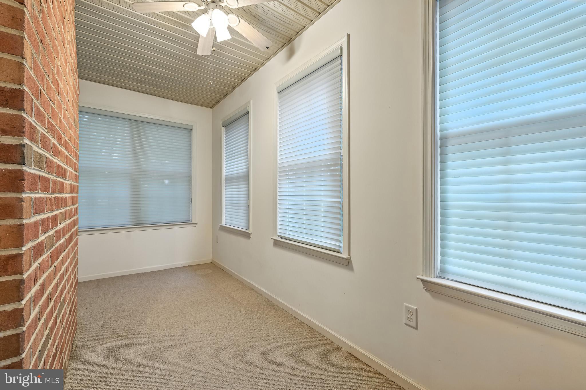 VILLAGE OF ROCKY R - Residential