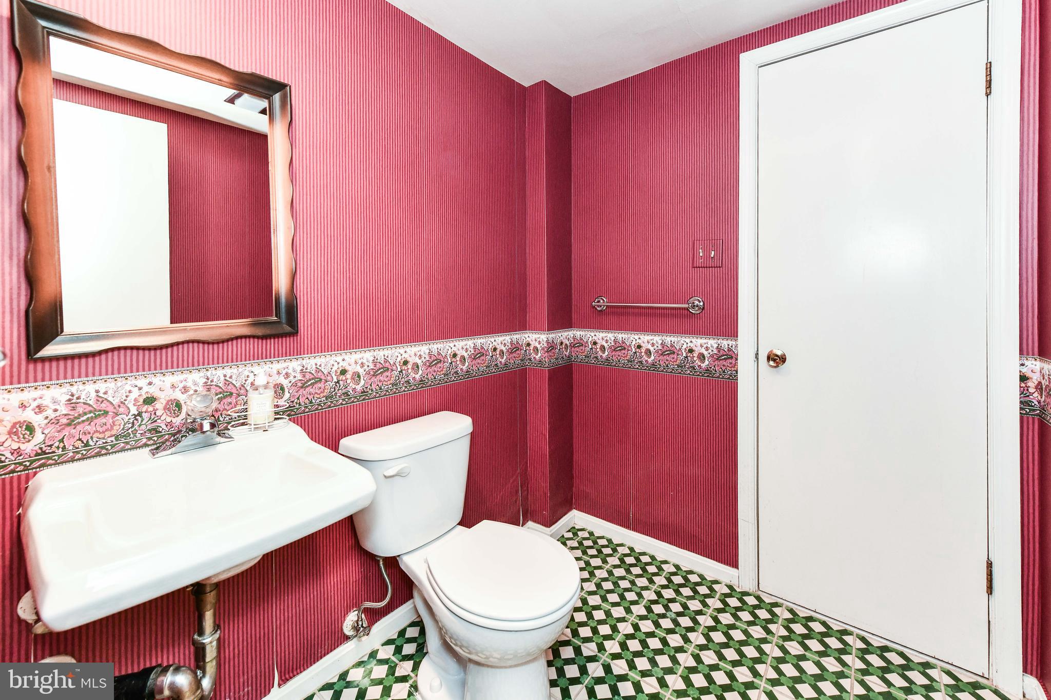 CHAIN BRIDGE FOREST - Residential